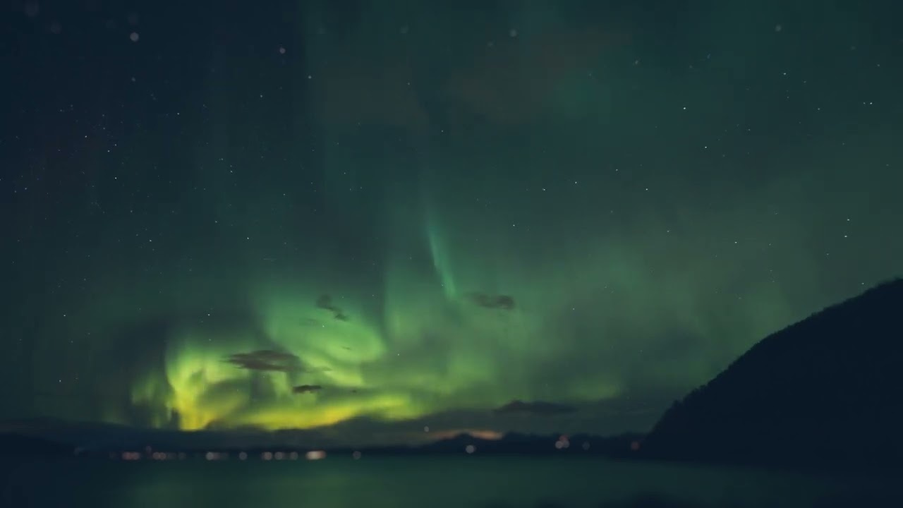 Michael Bublé - Christmas (Northern Lights) [4K HD]