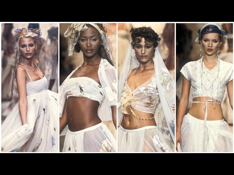 Chloé Spring Summer 1994 Full Show OST [Studio Version]
