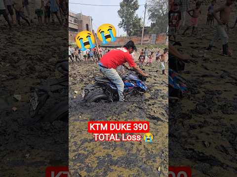 KTM Duke 390 Total Loss 😭😭 KTM Duke 390 Crash 😱😱 #cops #ktm #shorts