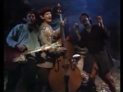 Travellin' Strawberries - Long Time Ago In Betlehem.