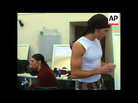 ENTERTAINMENT DAILY: ENT3- MEN'S FASHION