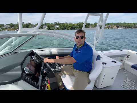 2021 Robalo R247 Walk Through