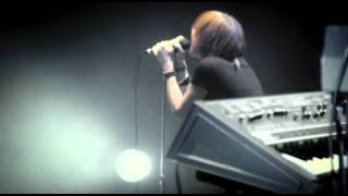 Portishead - Threads (Filmed Live at Coachella Festival 2008)