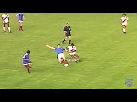 Julio César Uribe vs Francia (28/04/1982)