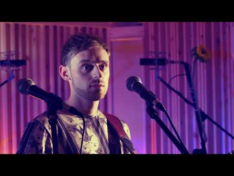 FØNX - Come On Over // Yiayia's Studio // Lazy Sunday Sessions