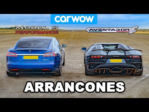Lamborghini Aventador vs NUEVO Tesla Model S Performance: ¡ARRANCONES!