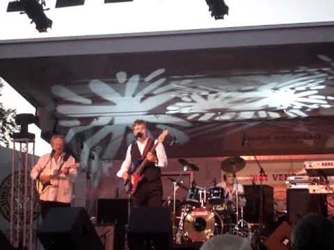 The Grass Roots with Mark Dawson - I'd Wait a Million Years (partial) - 8/6/2010