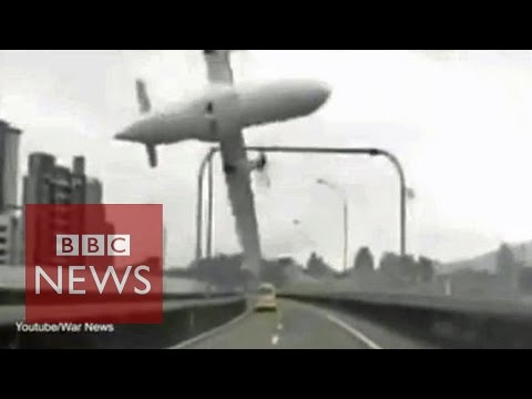 TransAsia: Moment plane crashes in Taipei