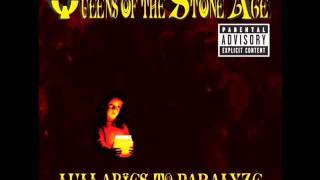 Queens of the Stone Age - Everybody Knows That You Are Insane.wmv
