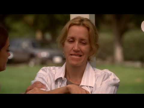 Bree And Susan Comfort Lynette - Desperate Housewives 1x08 Scene