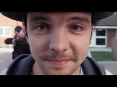 Primeval Series 3 Episode 7 - Connor's Funny Scene