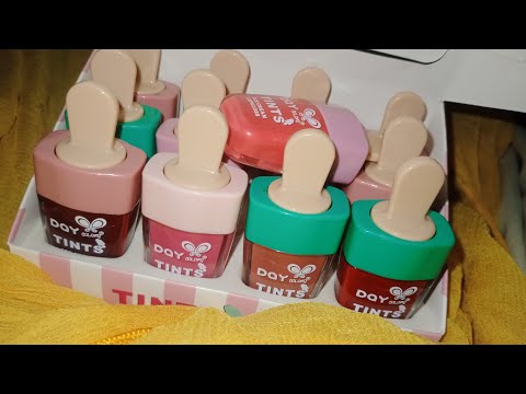 keychains ki accessories magwa li half a gy or half rah gy uff Mary allah