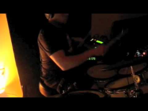 Autody - Live Remixing - Amon Tobin, Shigeto, and Four Tet - Negative Spaceman pt 3.m4v