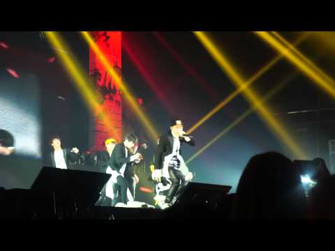 [FANCAM] 141207 BTS The Red Bullet Tour Live in Manila - BOY IN LUV