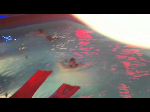 Stouter jumps in pool in club Budapest