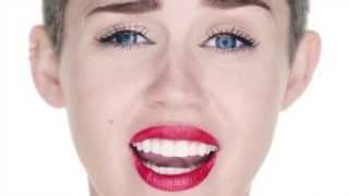 Miley Cyrus Vs Sinead O&#39;Connor - Nothing Compares To Wrecking Ball (Robin Skouteris Mix)