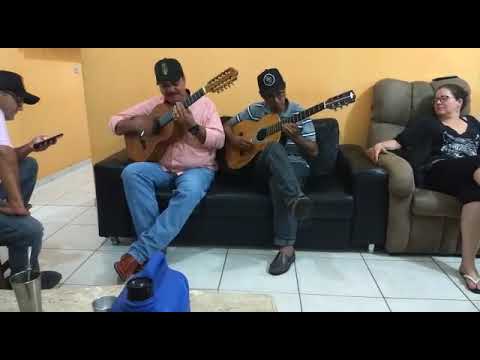 Cleiton Torres e Praiano - Estou Num Bagaço