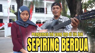 Download lagu Pengamen viral di tik tok Wulan dan surat..!!!sepiring berdua lagunya bikin meleleh hati mp3