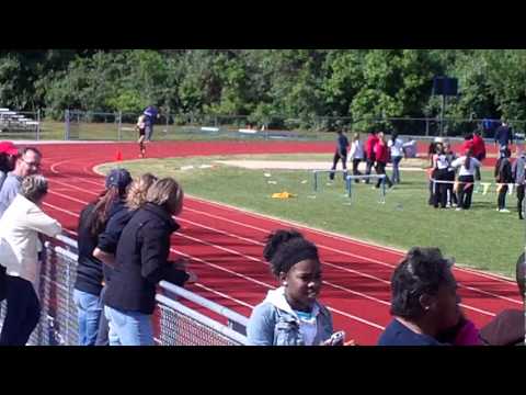 Ladue Invite 2012 4x400 Girls Cardinal Ritter