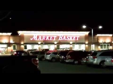 Leominster: Pre-Thanksgiving Shopping 2014 @ Market Basket ("The Zoo"), Mall at Whitney Field