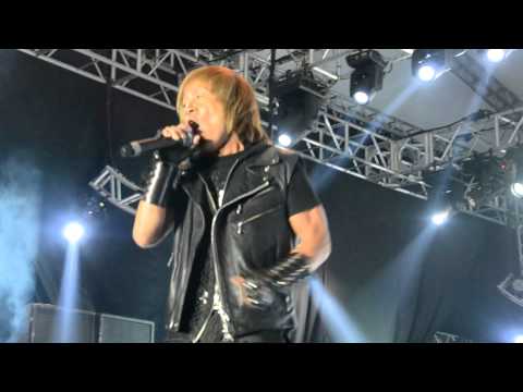 Akira Kushida & Família Lima - Tema do Jaspion @ Anime Friends 2013