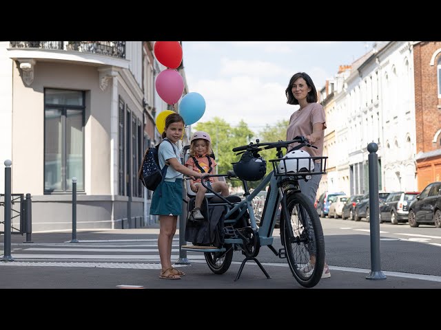 Video teaser for BTWIN VELOCARGO R500E - DECATHLON