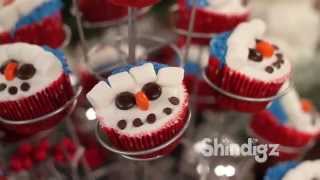 preview picture of video 'Kids Party Ideas - Christmas Cupcake Decorating - Holiday Recipes - Party Supplies'