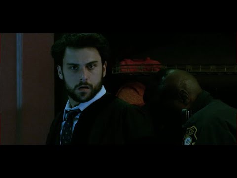 connor walsh clearly not okay & the writers ignoring it for 21 minutes and 25 seconds (yikes pete)