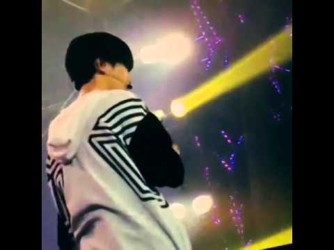 Fancam 140913 EXO Baekhyun Throw Flower @ The Lost Planet In Bangkok