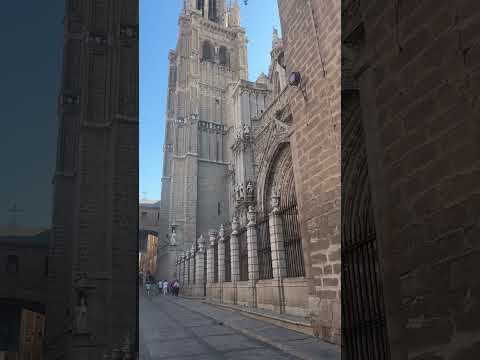 Vídeo novo no canal - Vlog de Toledo e Córdoba! Vai lá assistir. 🤪