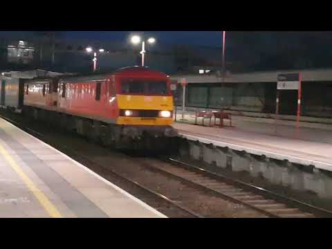 4S47 - DB90s - Multimodal (90019) leading Jack (90036) on time on way to Mossend
