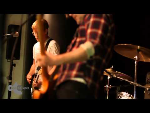 METZ 3voor12 Session @ Le Guess Who? 2013