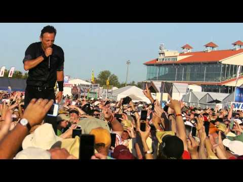 Bruce Springsteen  with Tenth Avenue Freeze Out@JazzFest 2014 New Orleans