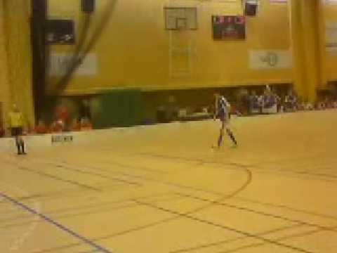 Basti sätter en straff mot Uppland i SM '09