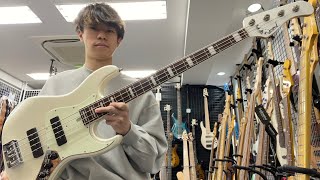 Video thumbnail for Wood Custom Guitars / Vibe Standard-4【Test Play】 by Bass Sound Maniac