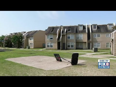 Fox 8 Defenders: A group of residents sue the owners of The Willows Apartments
