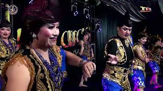 Download lagu 1. TARI REMO 9 BERSAUDARA - ADI LARAS - KEDIAMAN ROMO SUKARJI / IBU RIRIN - MOROREJO mp3 Download lagu 1. TARI REMO 9 BERSAUDARA - ADI LARAS - KEDIAMAN ROMO SUKARJI / IBU RIRIN - MOROREJO mp3