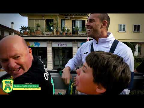 Un quartiere in festa: giro in pullman nel quartiere per i Campioni del Tor Sapienza