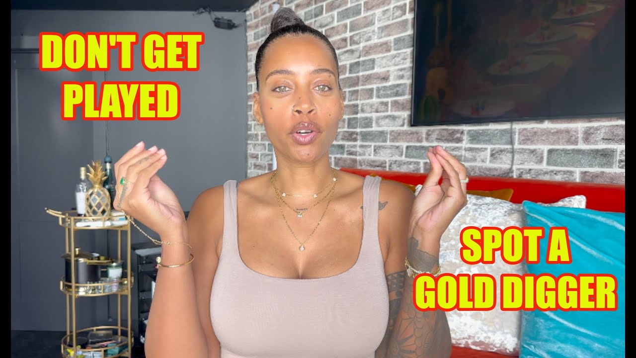 Top 6 Signs She's Only After Your Money