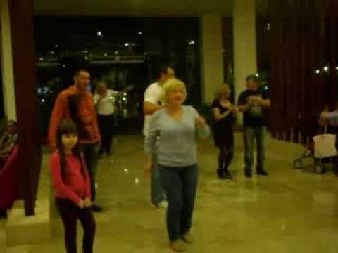 Отель Baia Lara, Анталия, Турция, Средиземное море, Алексей, караоке, песня Белые Розы, 11 января 2014 года, оператор Михаил Юхтин ( Мишико ) ( Москва )