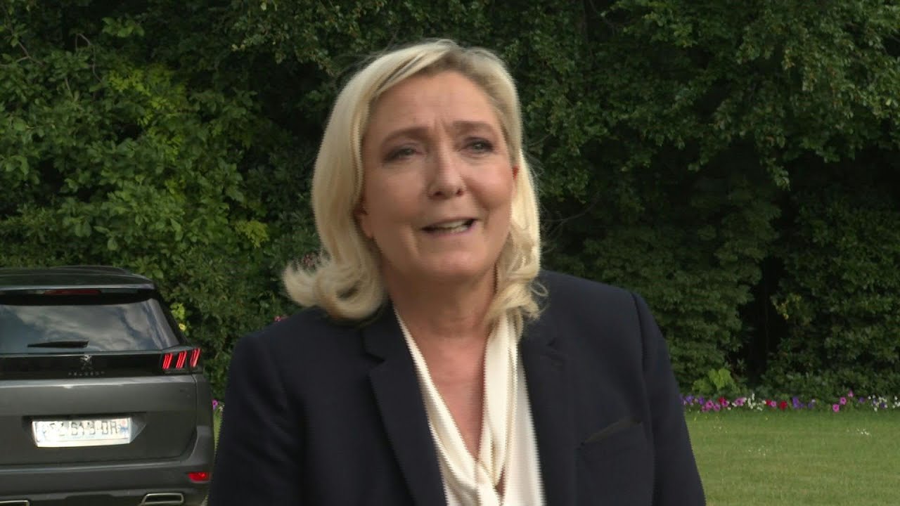 Reçue par Macron, Marine Le Pen insiste sur le pouvoir d'achat | AFP Images