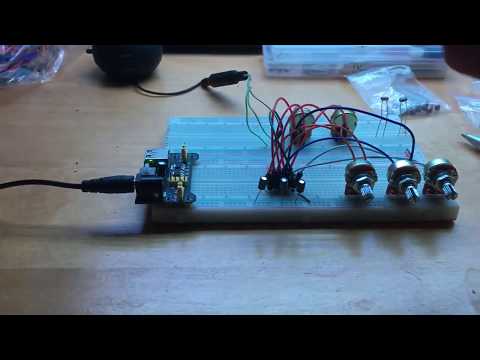 Testing the Hex Schmitt Trigger Inverter 40106 IC