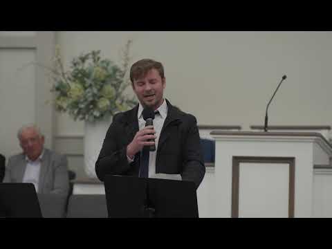 D0285 Poezie - Sunt oameni multi in lumea asta