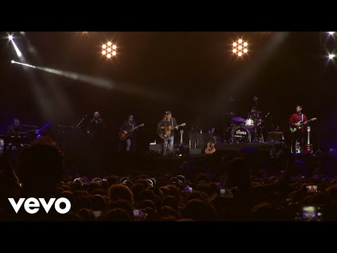 Videoclip de Pero A Tu Lado (En Directo / WiZink Center / Madrid / 17-11-2019) — Los Secretos