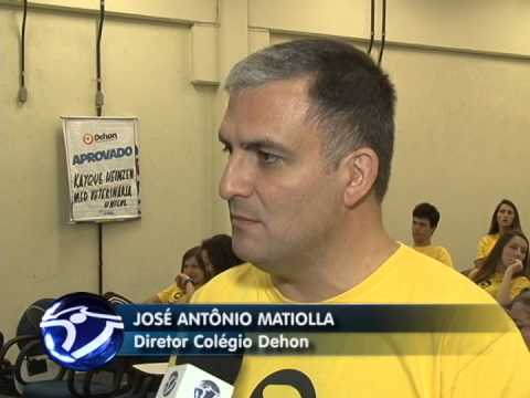 Colégio Dehon comemora aprovações do Vestibular de Verão da Acafe