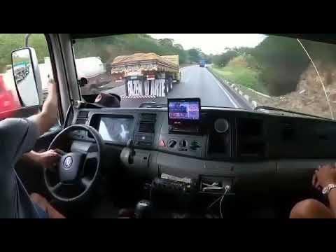 Juninho salsicha é jalber da feira no buzineiro (vídeo de caminhão top pra status)