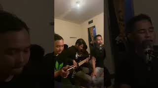 Download lagu Monkey Boots - Tunggulah Tunggu ( cover Wa Haji musik ) mp3