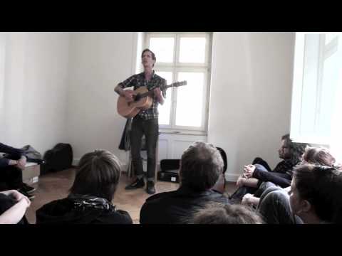 Björn Kleinhenz - New Song live in the Living Room