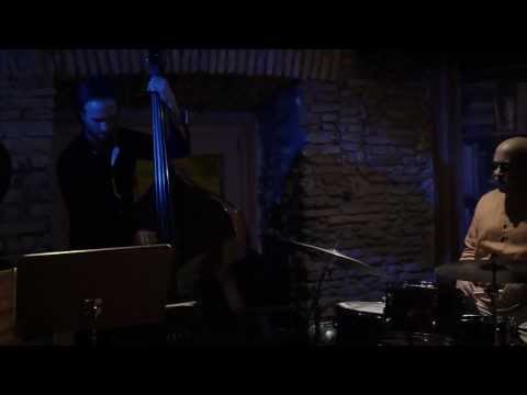 Leon Evans Parker on drum - 3 - live jazz @ Gregory's Jazz Club - Roma