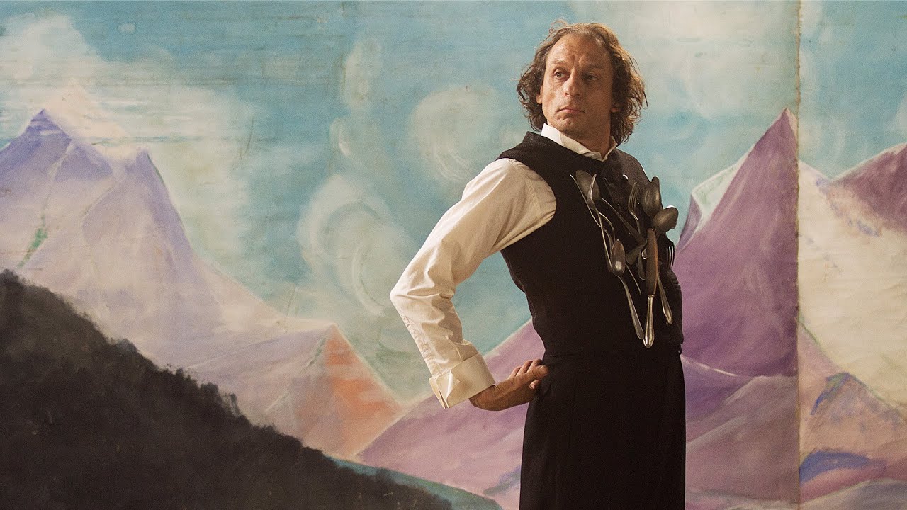 Official International Trailer [Subtitled]